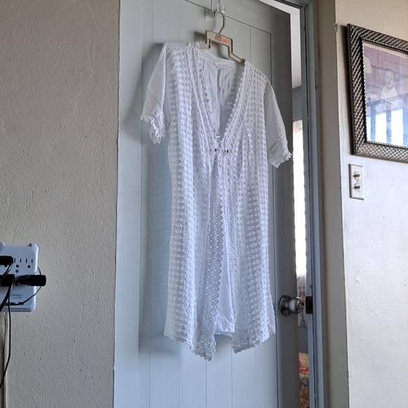 N W/OT Beach Cover up - Picture 6 of 7